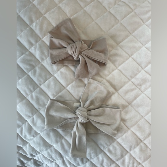 Lucy Lue Organics Bows - 2 pack! - Picture 1 of 2